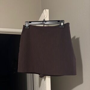 The A&F Scarlett Mini Skort (M)